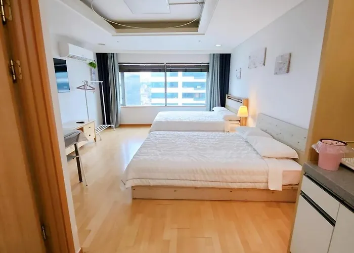 Hongdae Residence-2 1min From Hongik Uni Station Exit #1