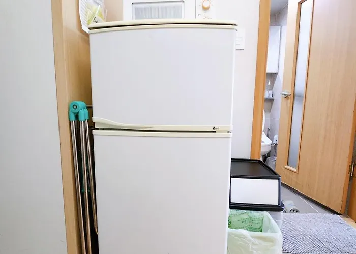 Hongdae Residence-2 1min From Hongik Uni Station Exit #1 Apartment *